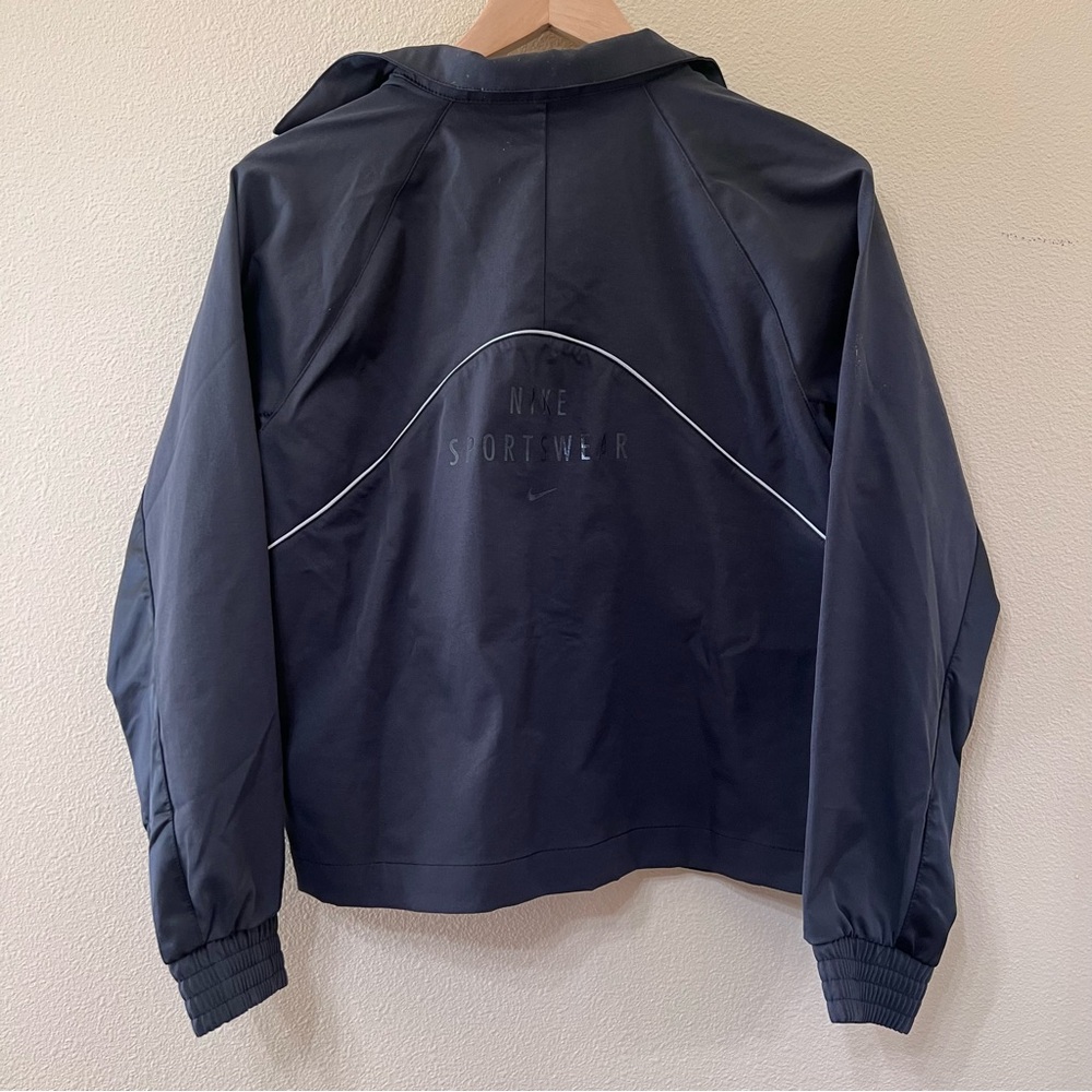 NWT Nike Sportswear Woven Jacket - Picture 5 of 8